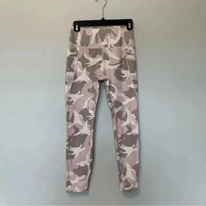 Gap gap fit sculpt revolution  pink camp leggings